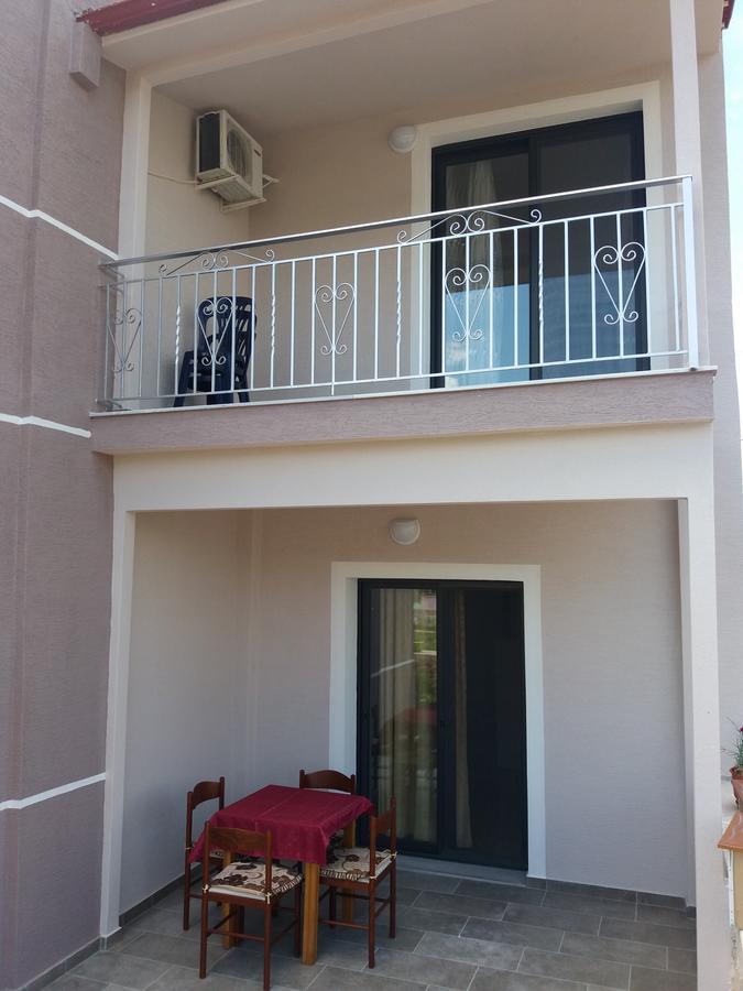 Apartments Villa Dovinefa كساميل المظهر الخارجي الصورة